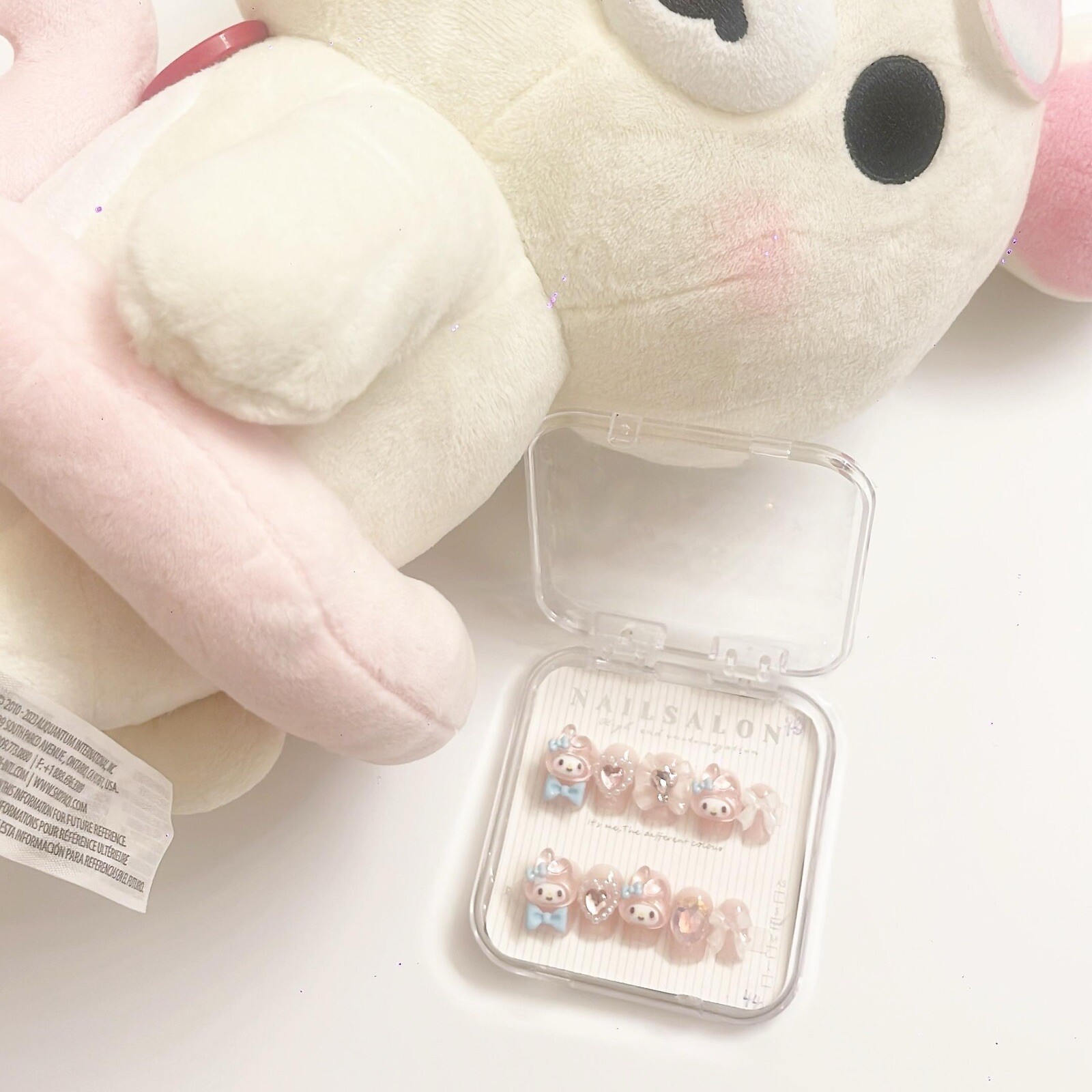 Short Pink Press-On Nail （#002）with Glitter and Bowknot Patterns