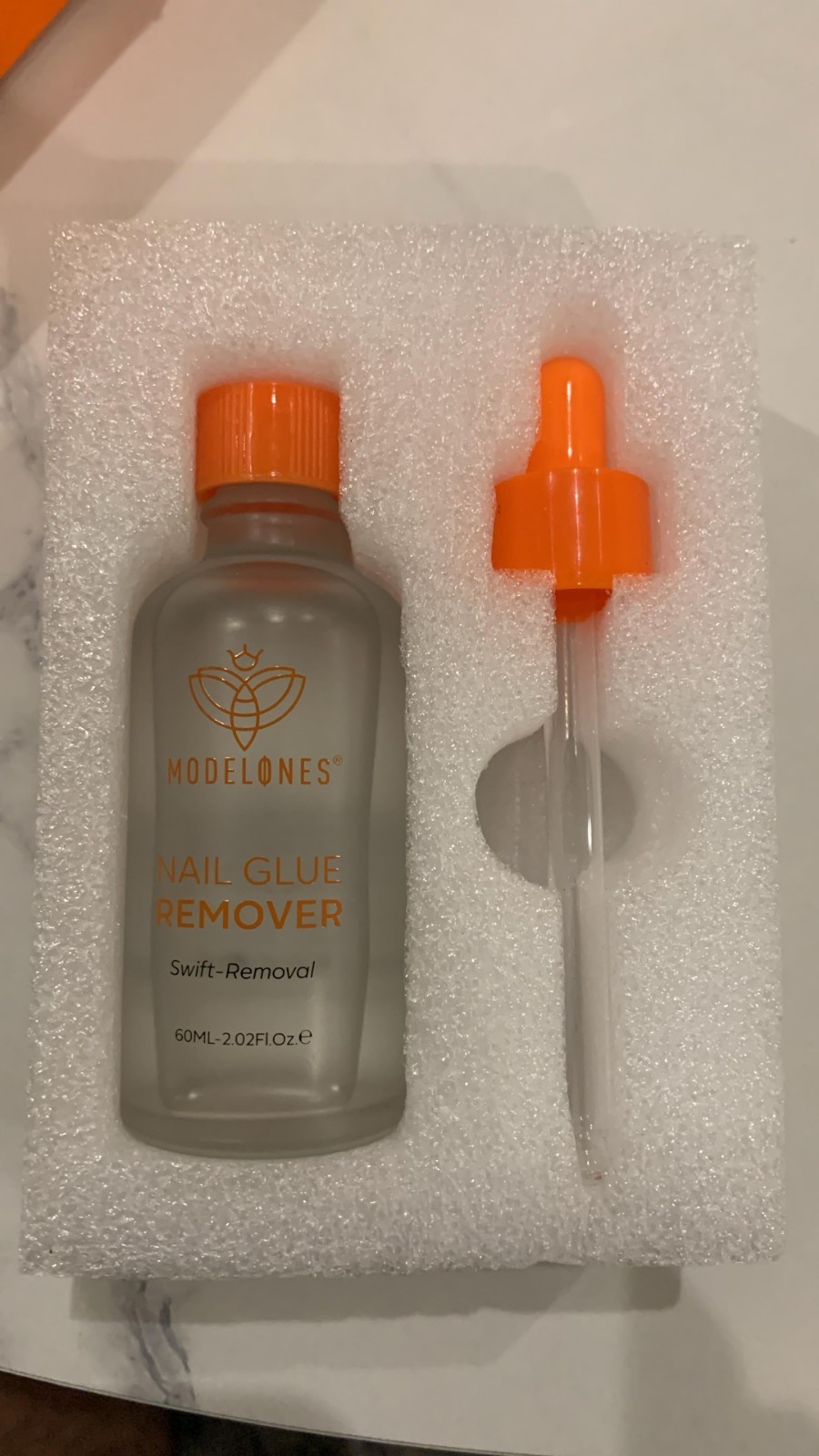 Modelones Nail Glue Remover 60 ml (07/2028)