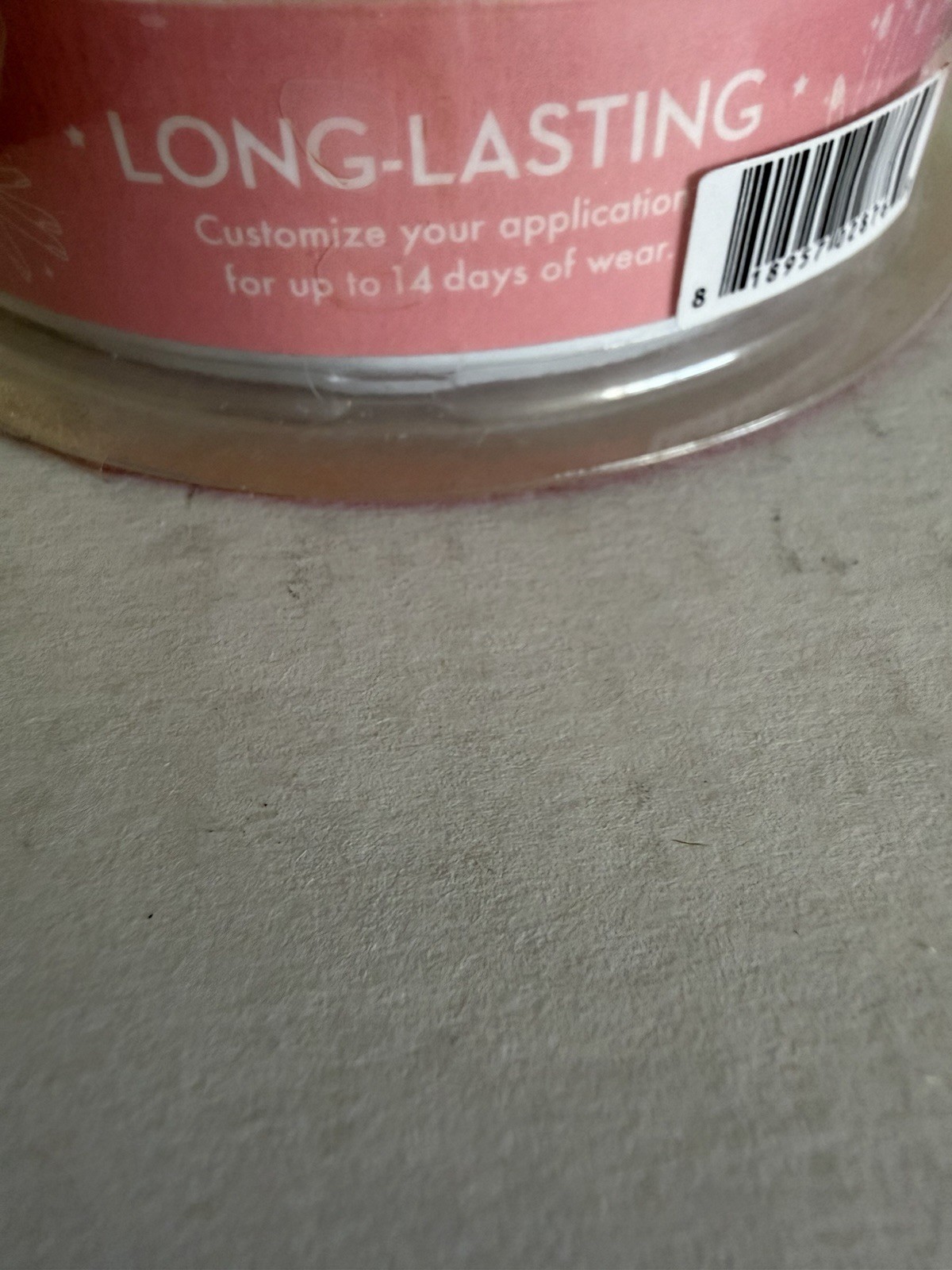 Press On Nails – Olive & June Instant Mani Oval Medium Pink Goldfish