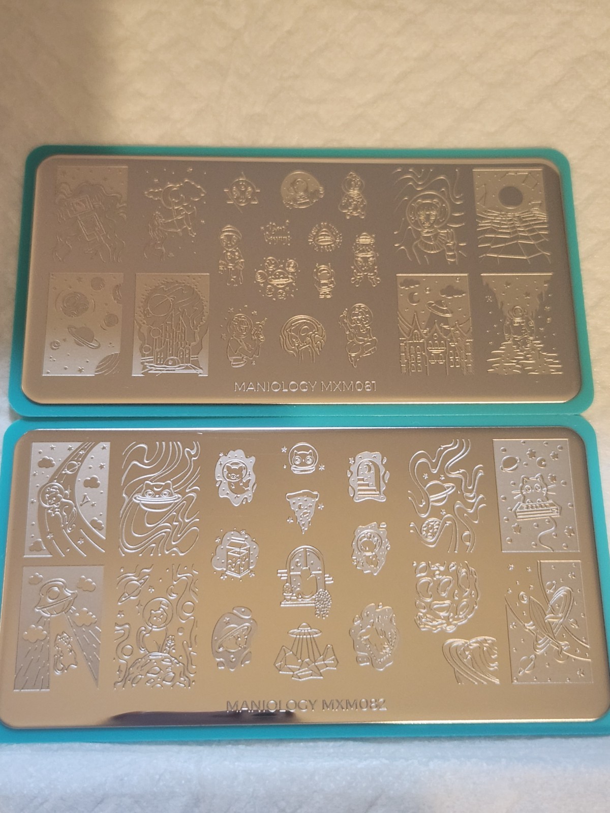 Maniology MXM081 & MXM082 Starstruck Mani & Me Nail Stamping Plate Set