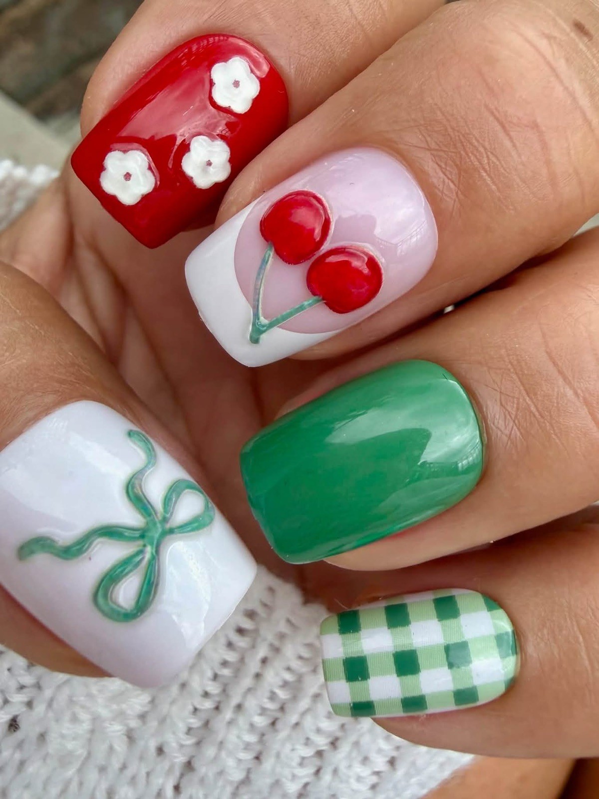 Red Aspen Reusable Nail Dashes, Pop On Short Coffin 3D, Dinner & Dessert Devin