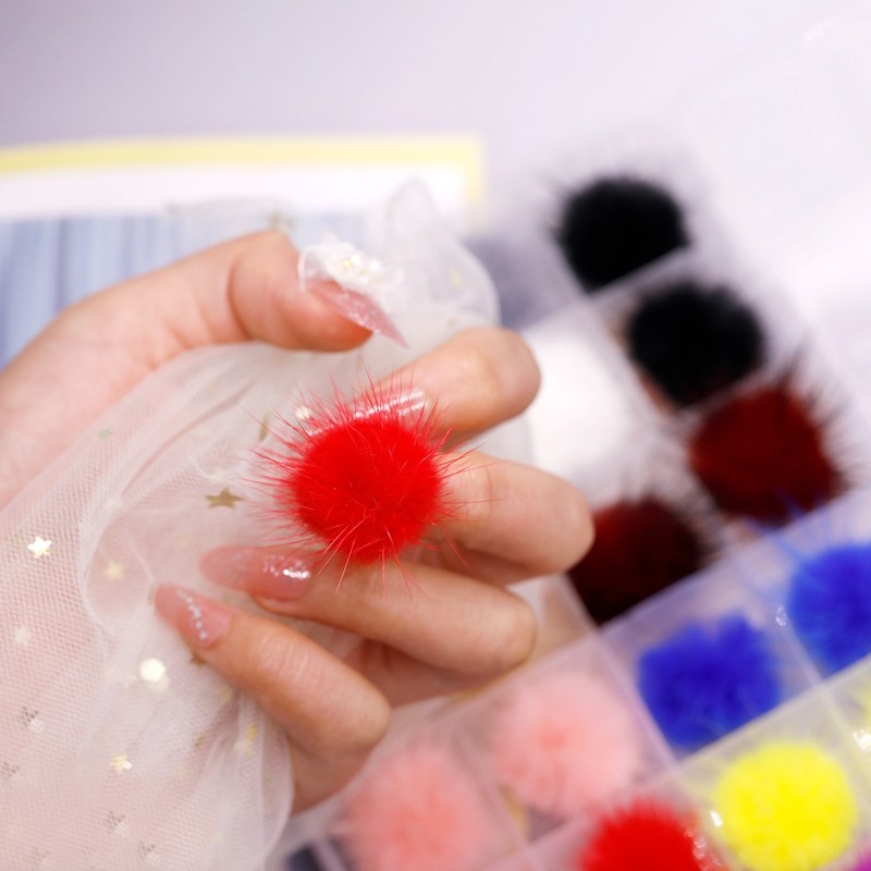 24Pcs Detachable 3D Nail Plush Faux Fur Balls Removable Nail Art Fluffy Pom Ball