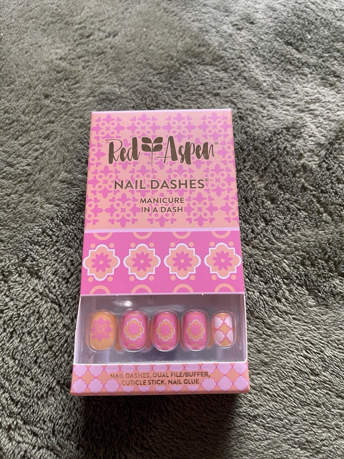 Red Aspen Nail Dashes, Assorted Lot