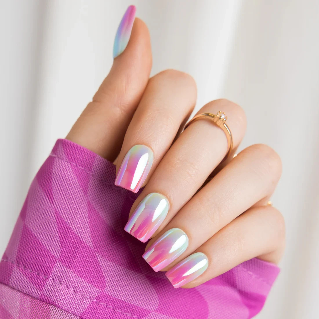 Red Aspen Press On Nails- I like it Sugar-Coated, Charlie Short Coffin