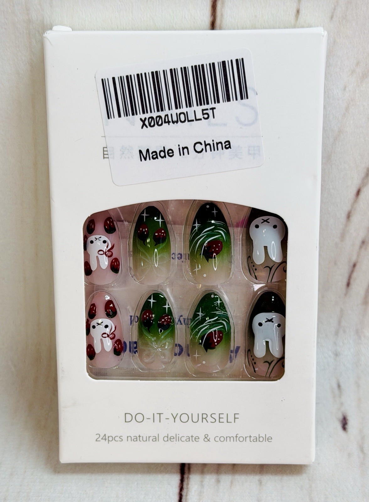 New Miffy Bunny Strawberry Nail Set Glue or Press On Nails Ombre Green Red Clear