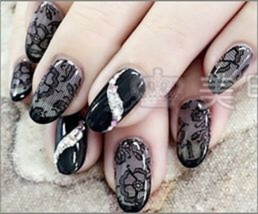 16 – 32 Sheets Black/White Lace Nail Art Wraps Transfer Foil Nail Art Decor