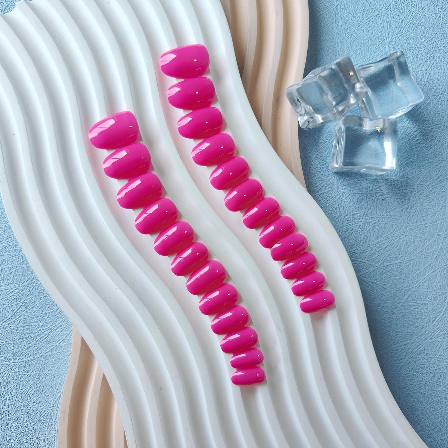 Beautiful Glossy Hot Pink 24-Pc Press-On Nails – Perfect Fit for Any Occasion