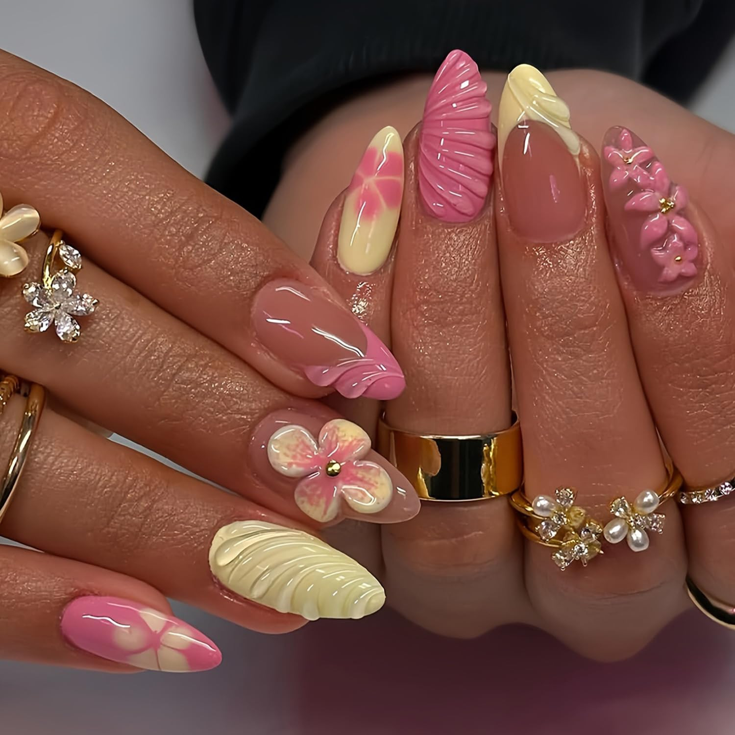 24Pcs French Tip Press on Nails Medium Almond Fake Nails with 3D Flower Gold Bea