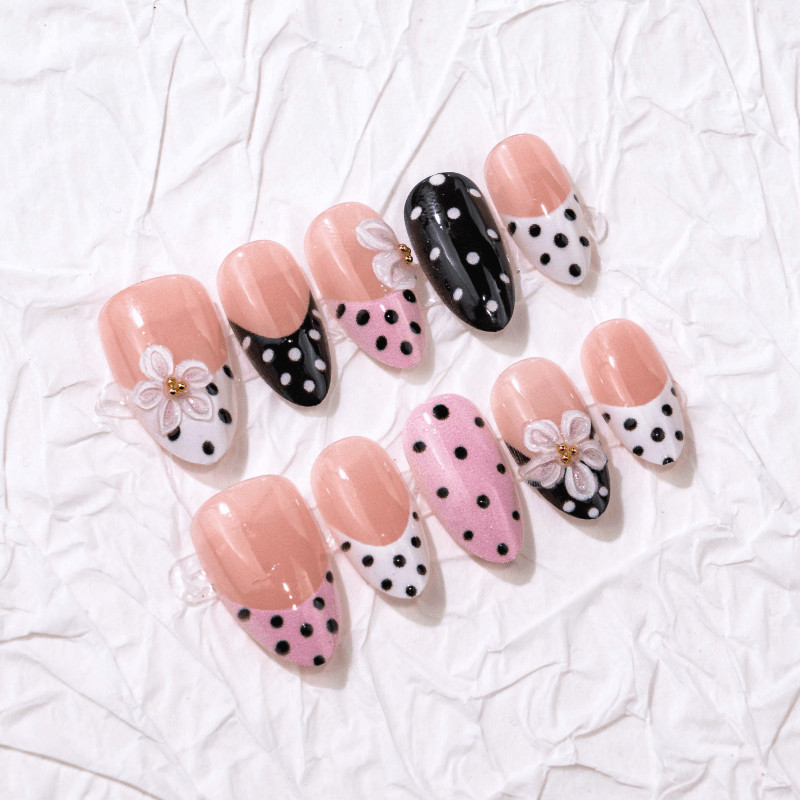 60Pcs Polka Dot White Floral Oval Press on Nails, Lovely Summer Daily Fake Nails