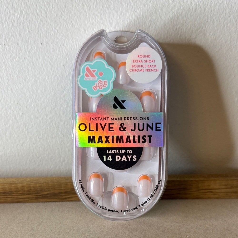 Olive & June Maximalist Instant Mani Press-On Nails – Bounce Back Chrome French