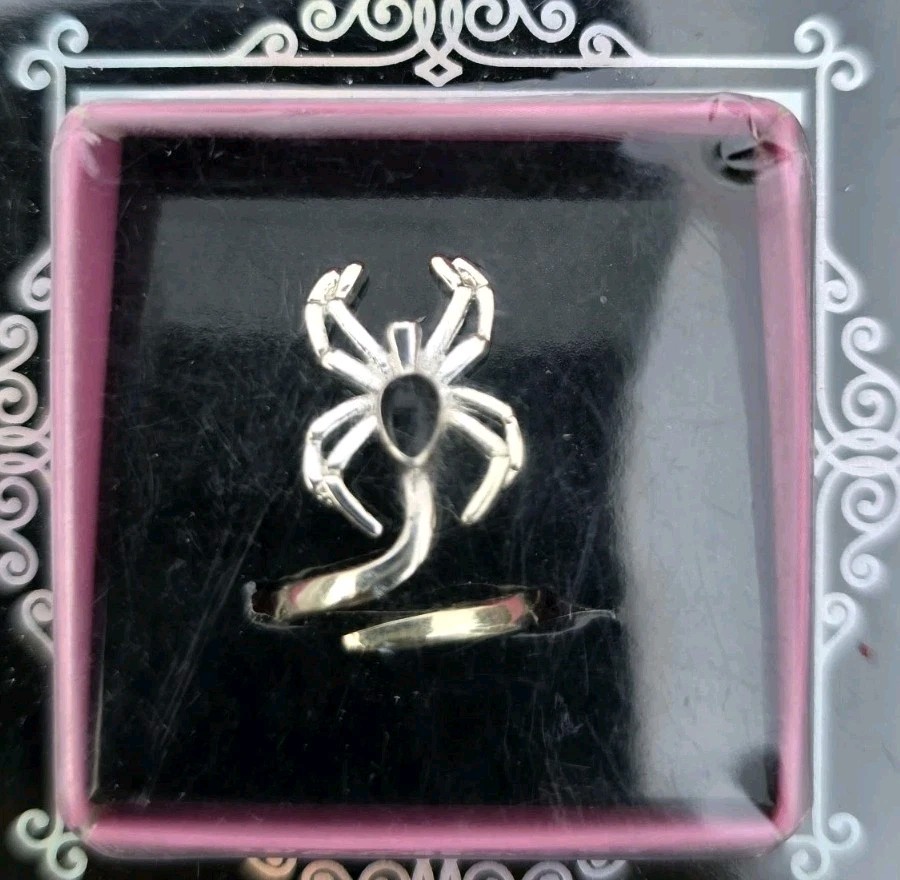 NIP KISS NAIL ARTIST NAIL JEWELRY ADJUSTABLE SPIDER RING LOT of 2