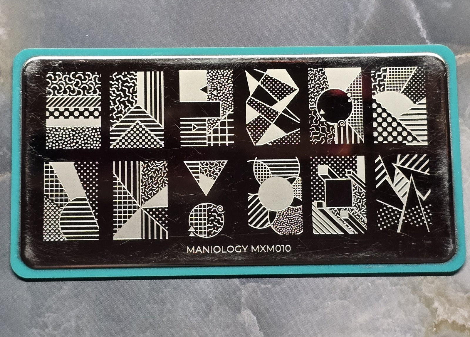 Maniology Nail Art Stamping Plate Memphis Mod Pattern Pop 80’s 90’s MXM010