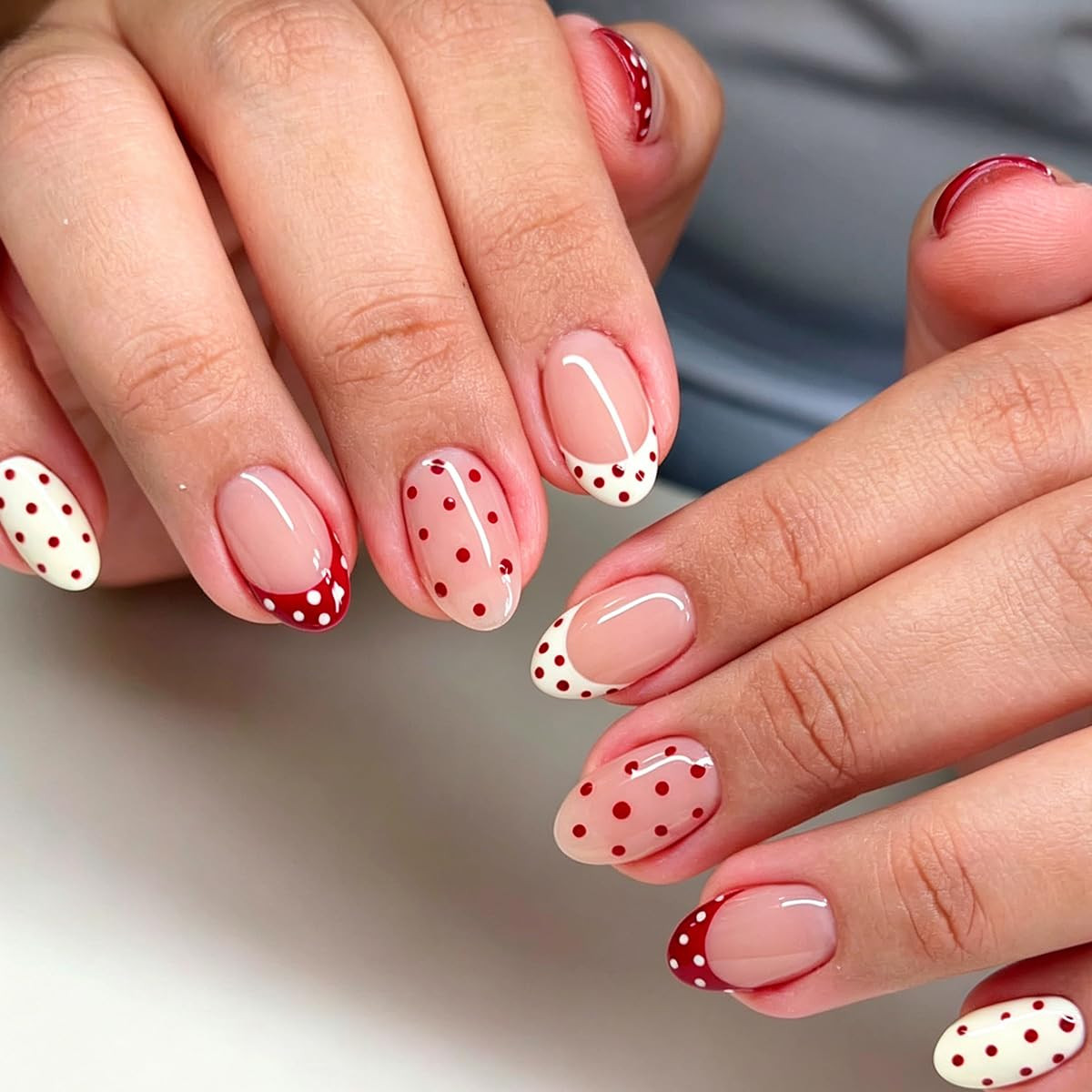 Short Almond Press on Nails Polka Dot Fake Nails French Tip False Nails with Des