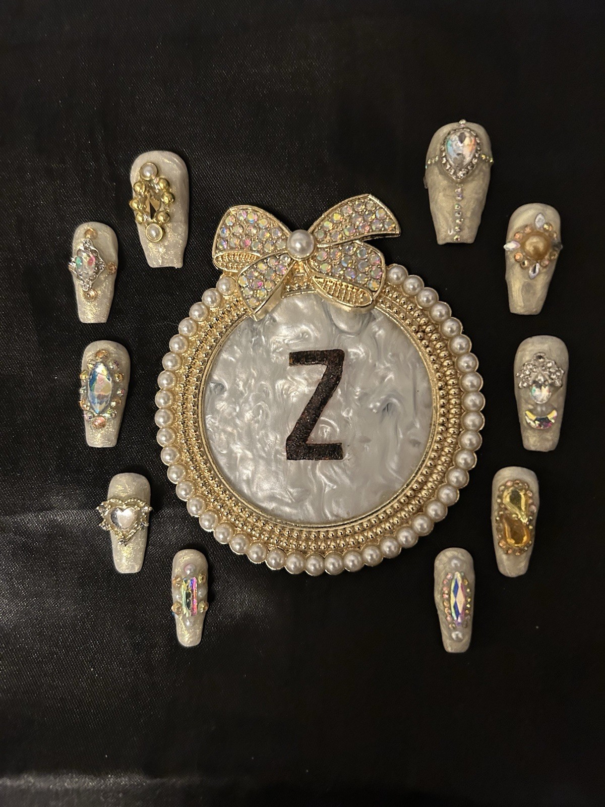 Z NAILZ! Handmade Off White Thread Shell Gel M Coffin W/Bling Press On Nails