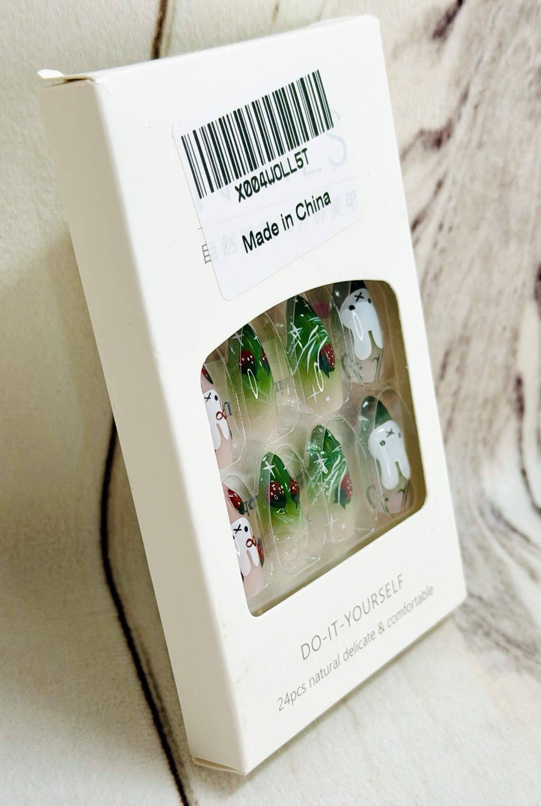 New Miffy Bunny Strawberry Nail Set Glue or Press On Nails Ombre Green Red Clear