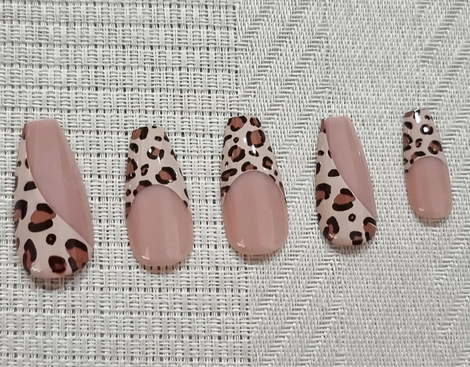 Youla Beauty Press-On Nails Leopard French Tip Long Coffin Beige/Brown/Black