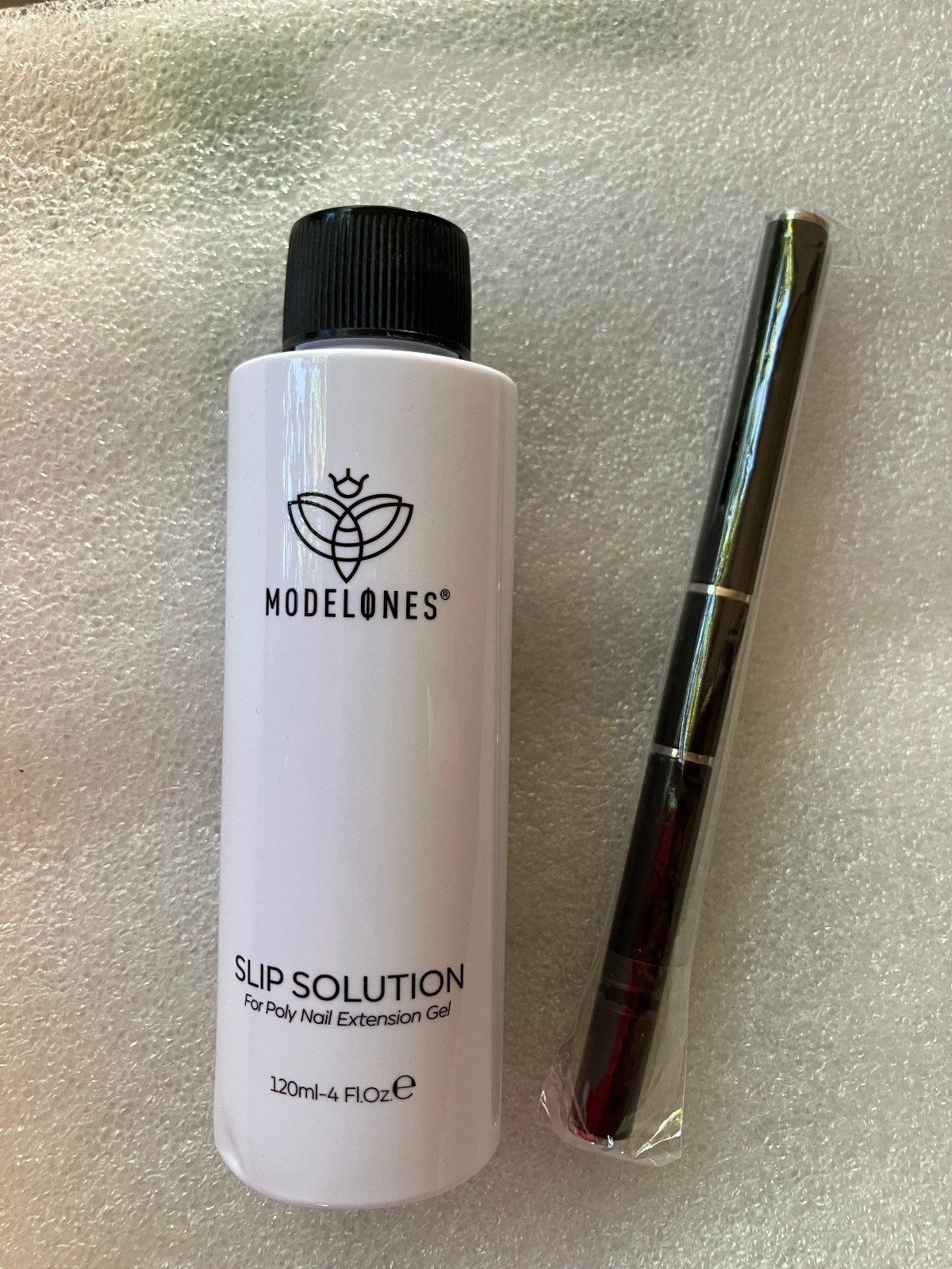 Modelones Slip Solution for Poly Nails Extention Gel 4 fl. oz