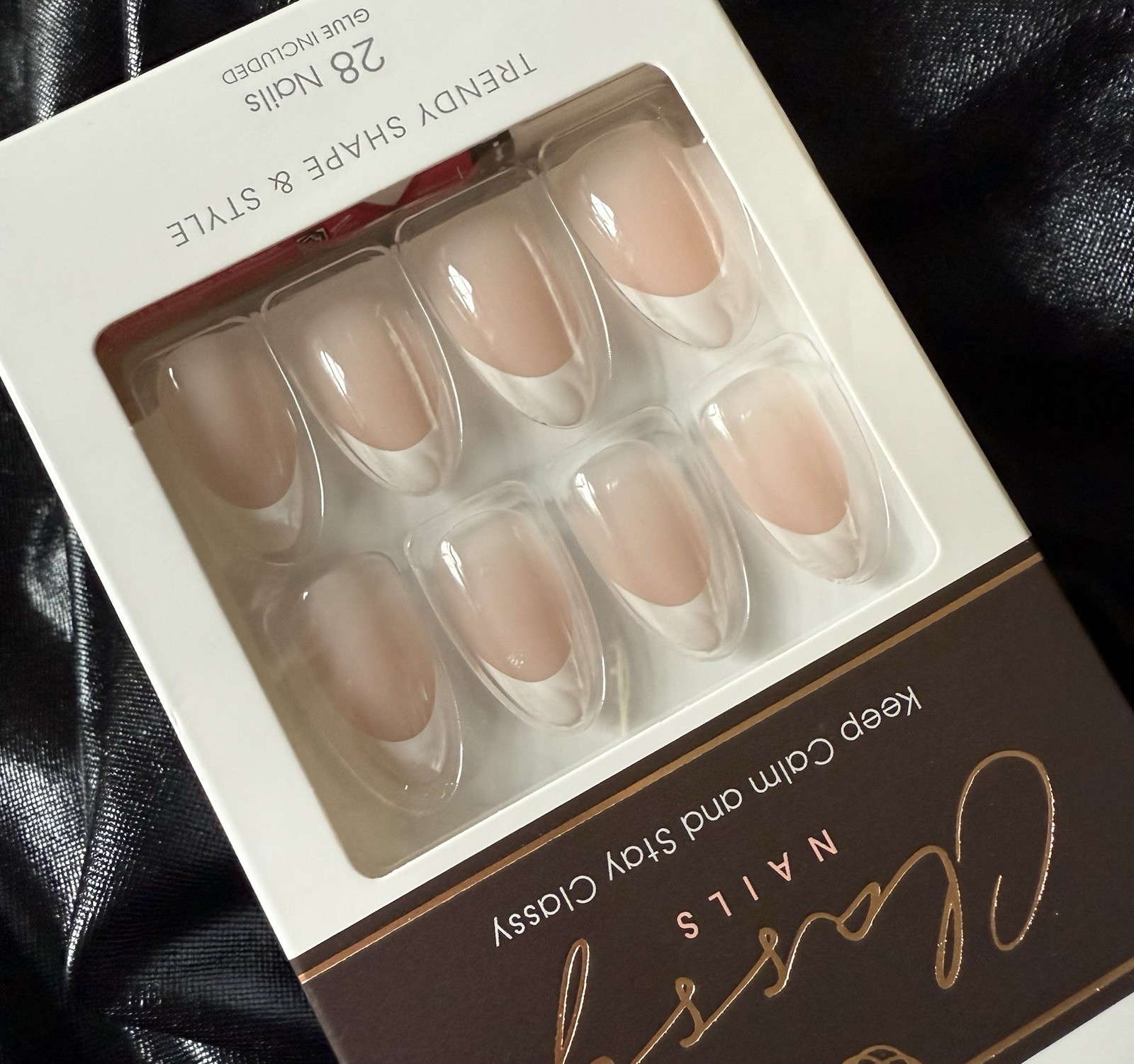 Kiss Classy French Press On Nail Set Of 28~Includes Free Gifts💝
