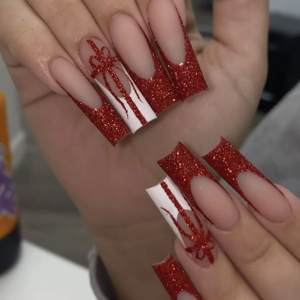 24Pcs Christmas Red Bow Snowflake Coffin Ballet Press On Nails