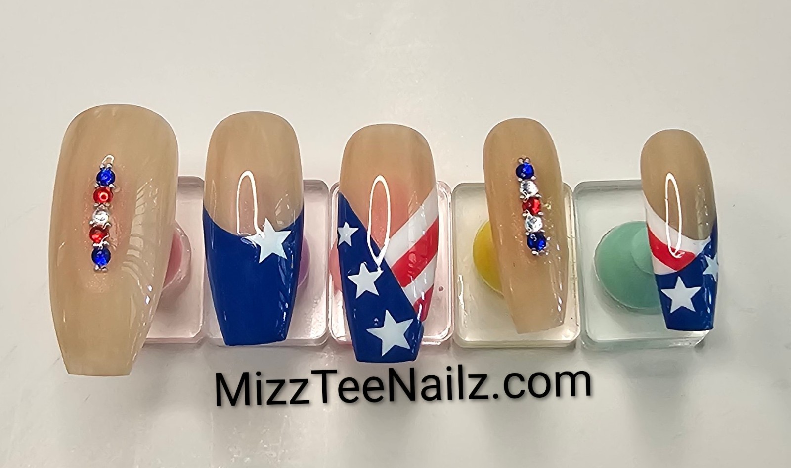Press-On Nail Set # 109: ‘Merica
