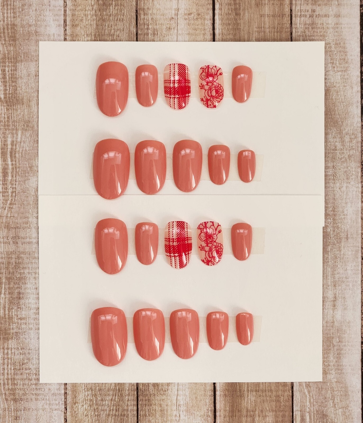 Custom Press On Handmade Gel Nails Pink Plaid Floral Accents Oval Short 20 Tips