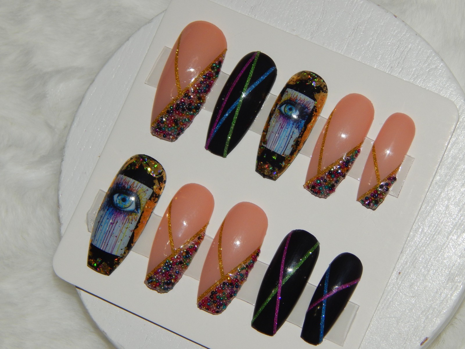 Luxury Handmade Press-On Nails I Reusable l Color Eyes I Coffin I Length Medium