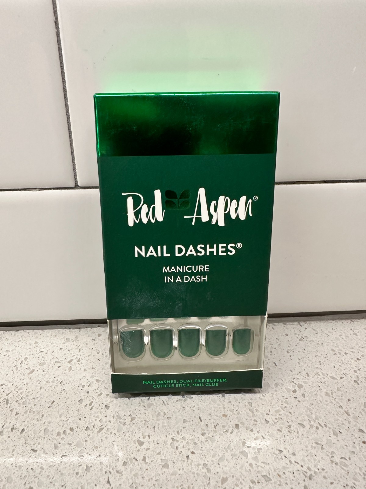 Red Aspen Press On Nails – Choose Your Dash – Buy more and save!