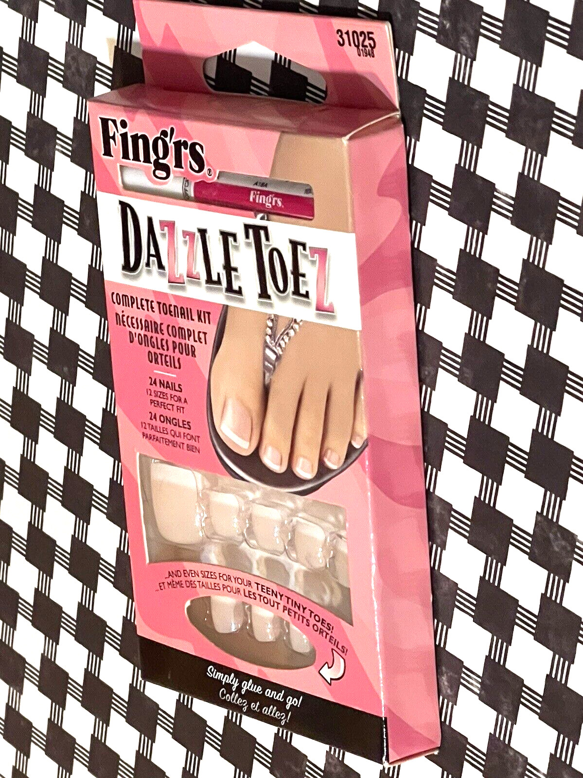 Fing’rs DAZZLE TOEZ French 31025 Complete Toenail Kit with Sizes For Tiny Toes