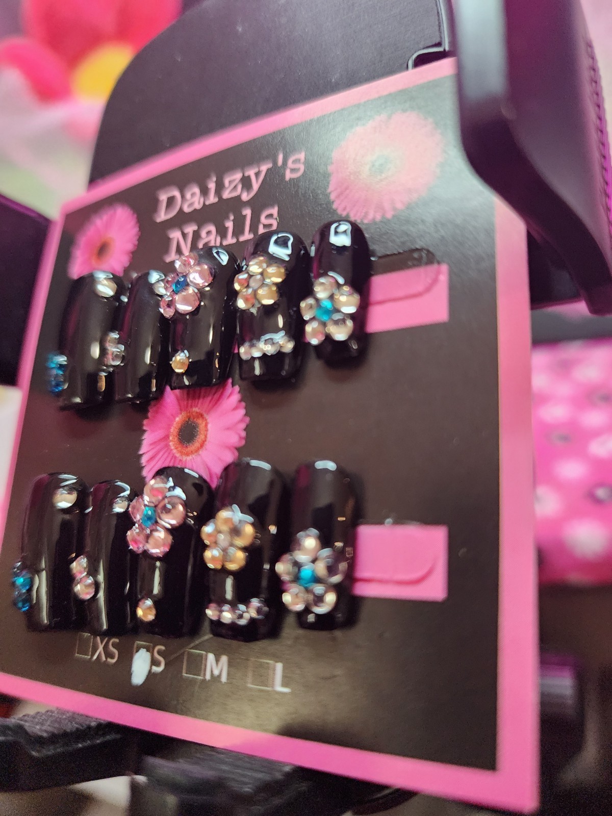 Small Size Black Flower Gems Press-on Nail Set Handmade Squoval 2.0 Cm Length
