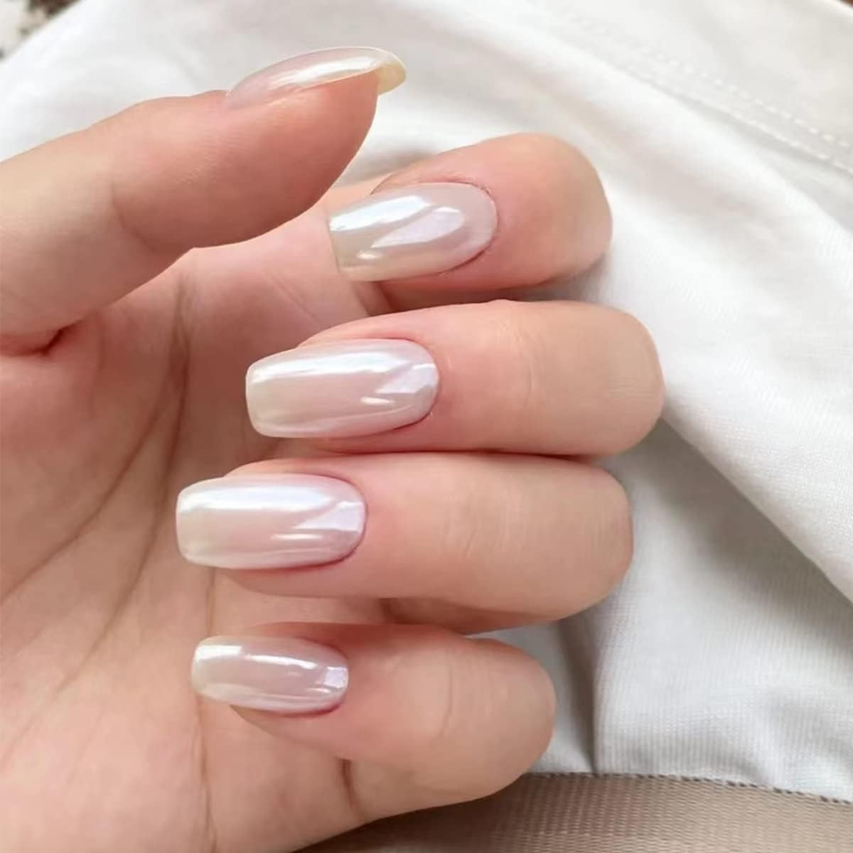 2Pcs Moonlight White Chrome Nail Powder, Aurora Pearl Chrome Nail Powder Magic C