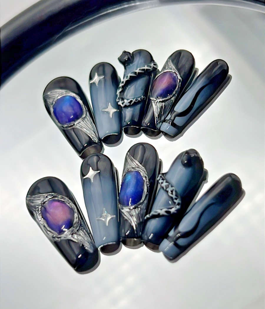 Gothic Snake & Gem Long Coffin Press On Nails,S Size Black Blue Purple Gradient