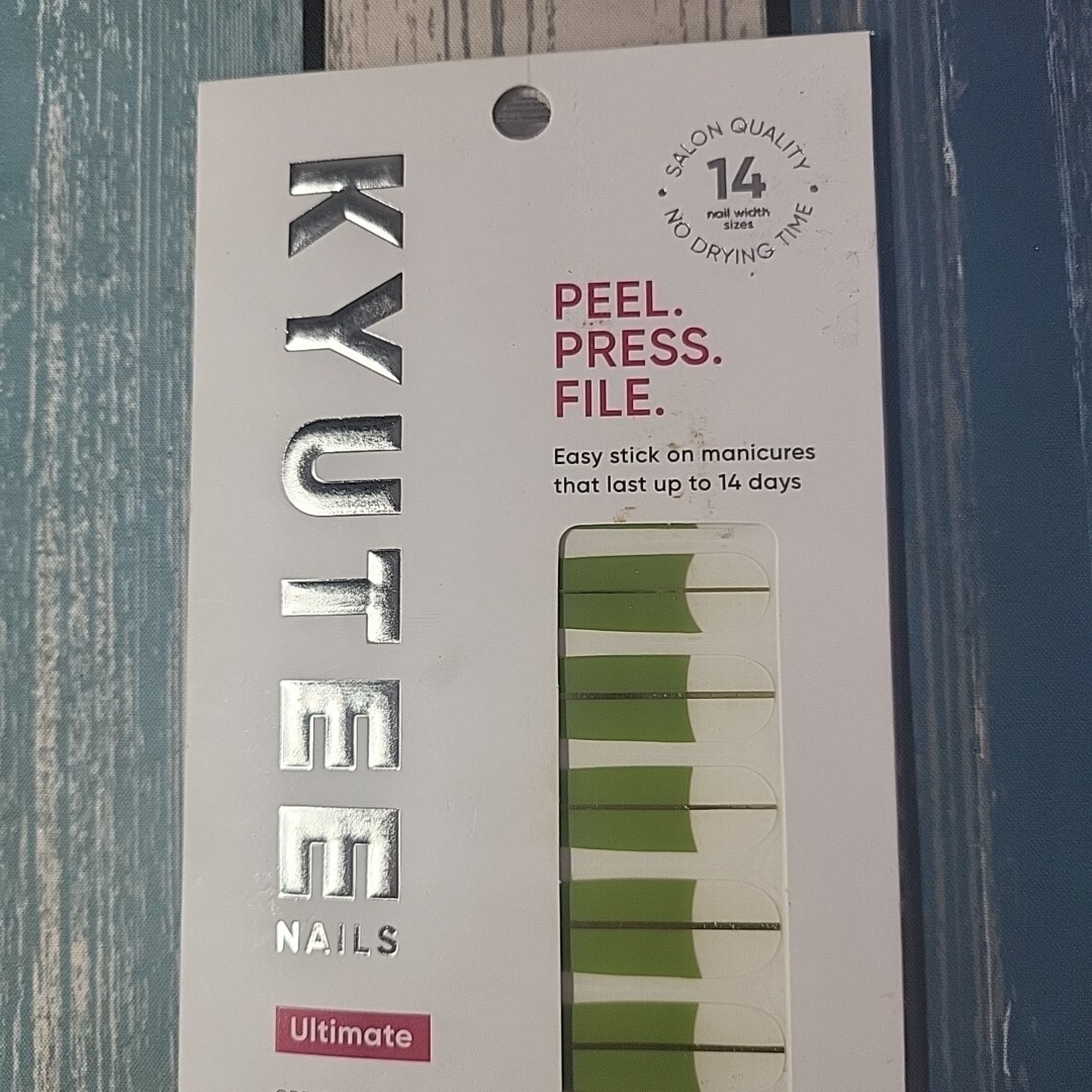 Kyutee Nails Peel Press Instant Gel Polish Manicure That Chick