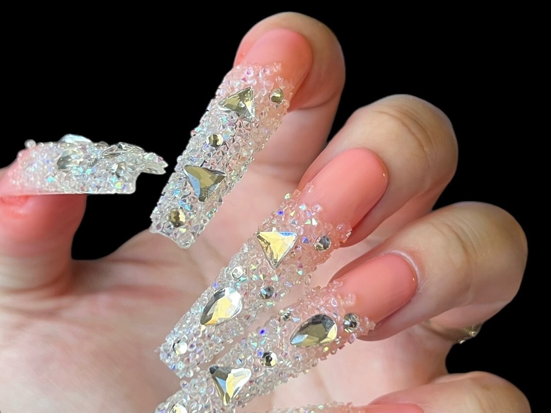 Luxurious Handmade Acrylic Press On Nails – A5 – High Quality, Reusable