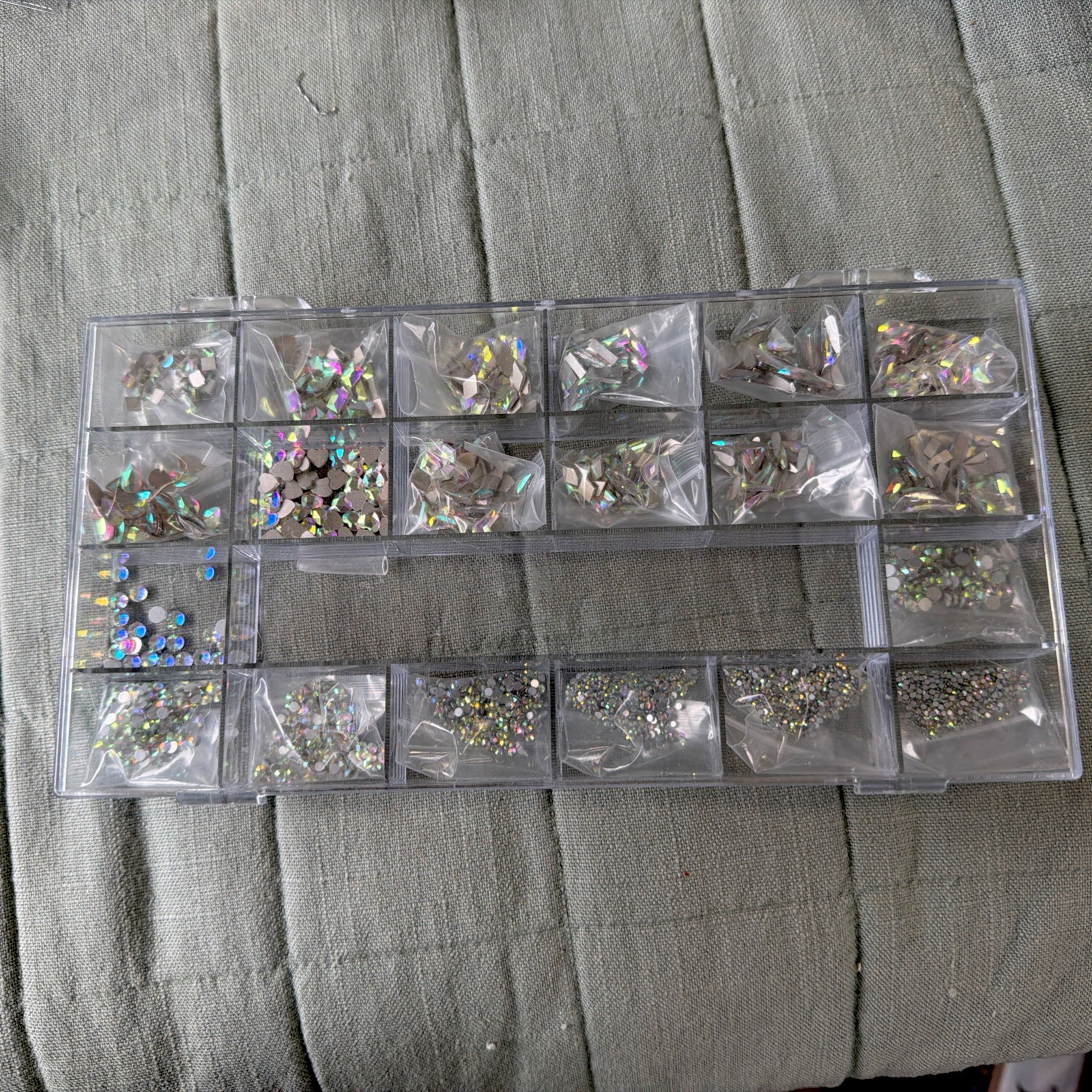 1000PCS Mixed Size Nail Art Rhinestones Flatback Crystal AB Glass Stones Box Kit
