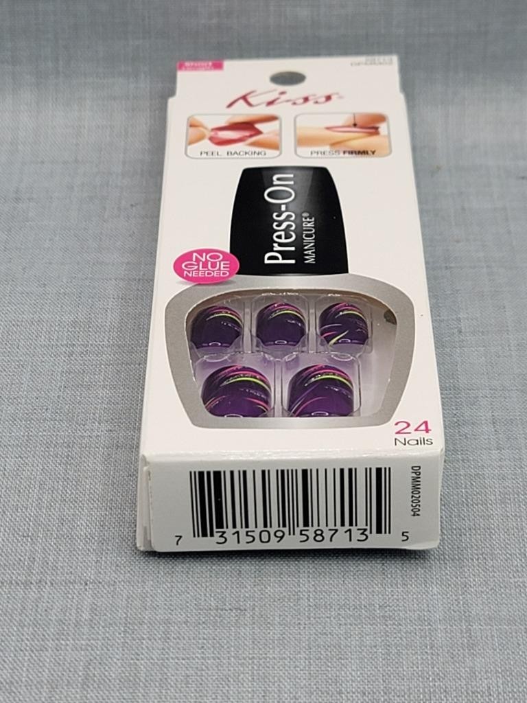KISS Press-On Manicure Nails Short Length – Tabloid Buzz Purple 58713 DPMM02