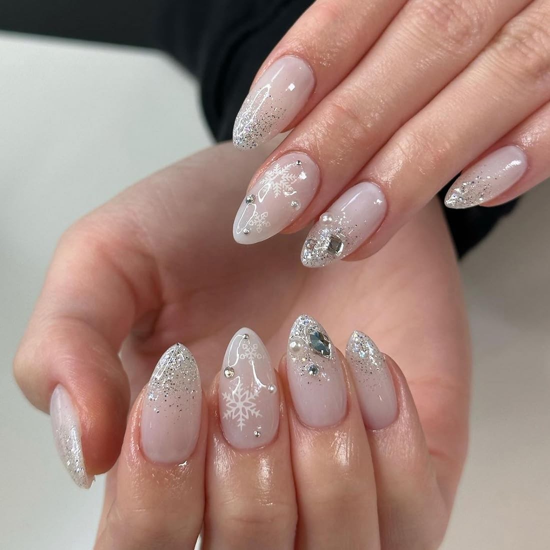 Almond Press on Nails White Short Medium Ombre fake on Nails with Glitter Rhi…