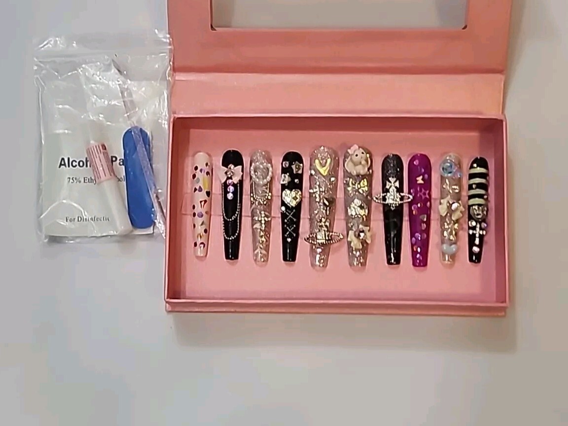 Press On Acrylic Long Nails. GGDDSHA 1 Set Of Nails In A Box.