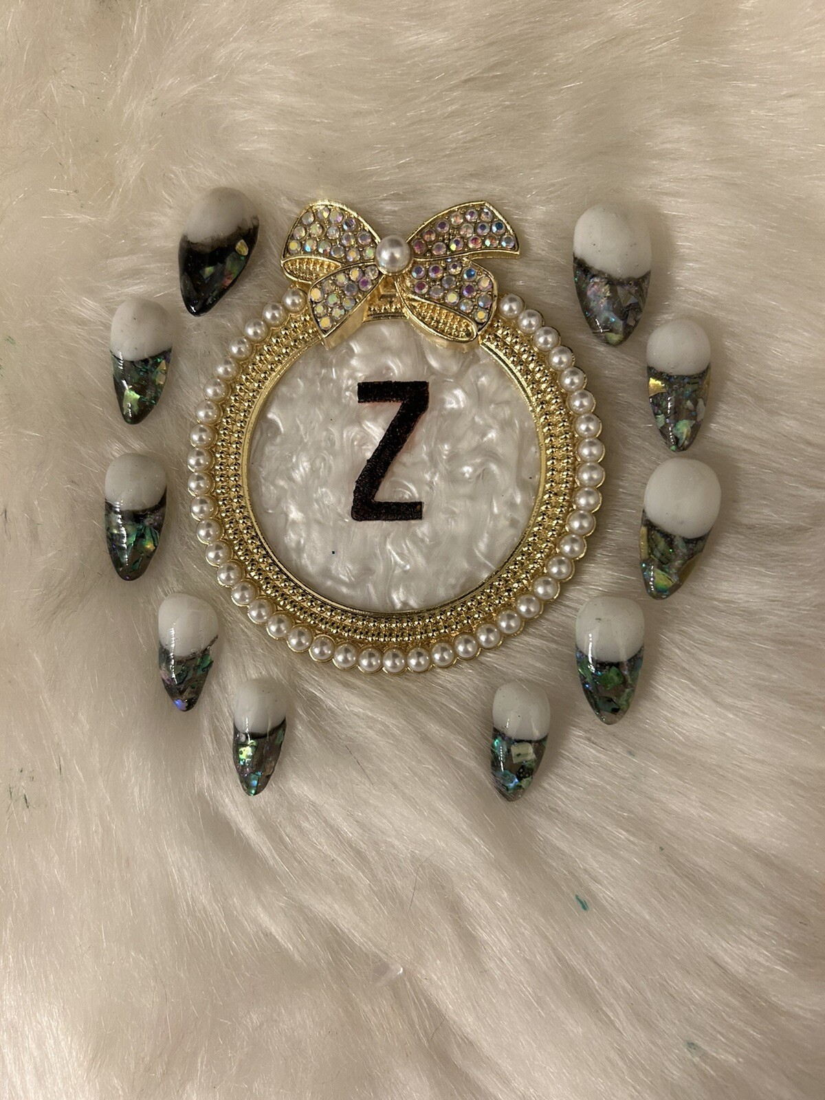 Z NAILZ! Handmade Med. Almond With Aurora Gel And Abalone Shells Press On Nails