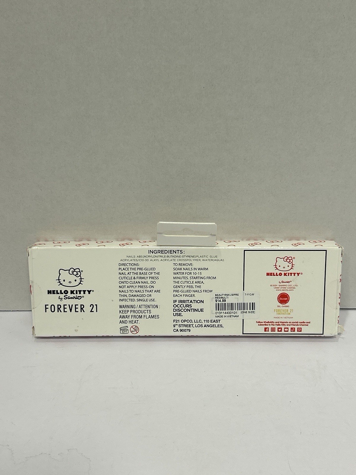 Press On Nails Hello Kitty Sanrio x Forever 21 Manicure NEW SEALED 24 Nails