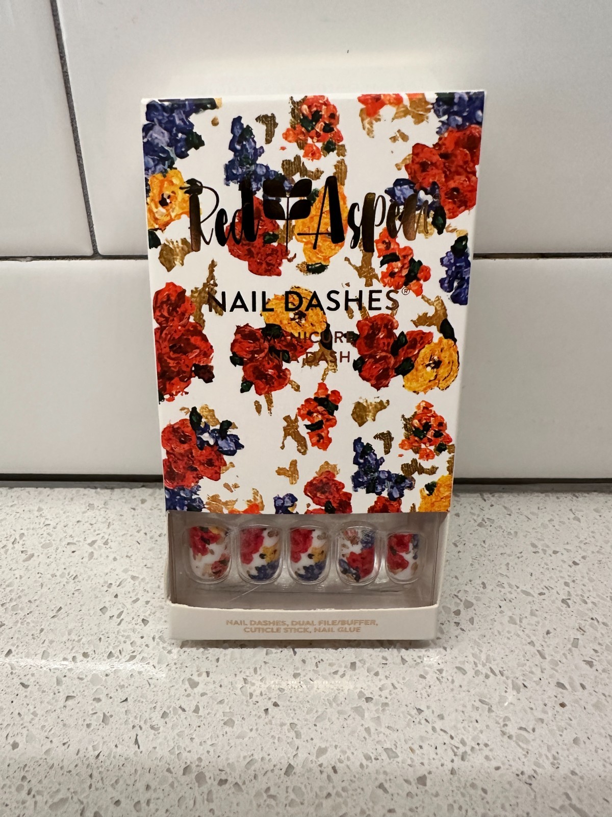 Red Aspen Press On Nails – Choose Your Dash – Buy more and save!