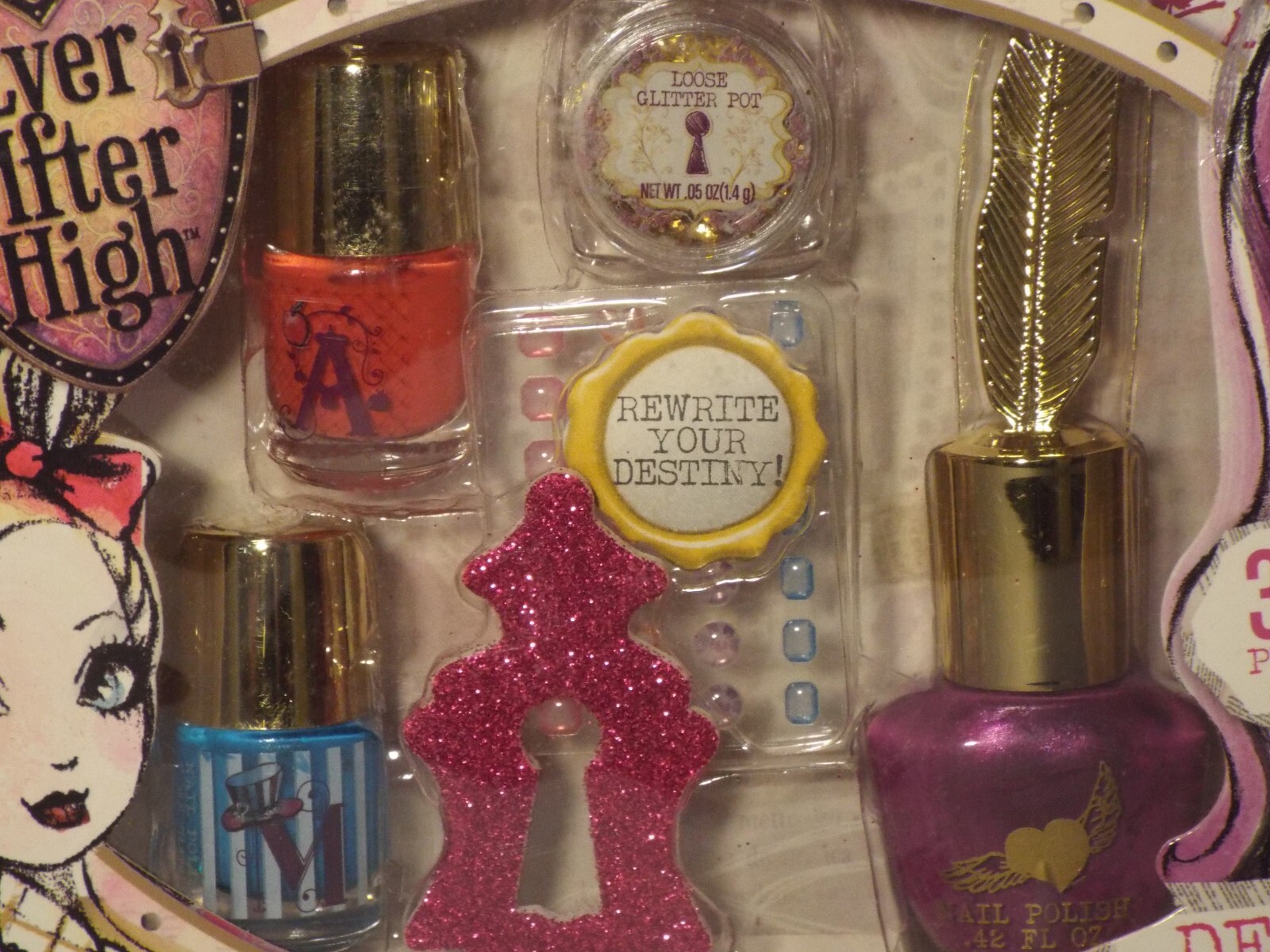 Ever After High Destiny Nail Art Studio 33 Piece Set New!