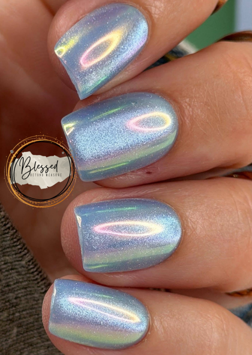 Red Aspen Press On Nails- Poolside Pat Short Squoval Blue Cat Eye Holographic