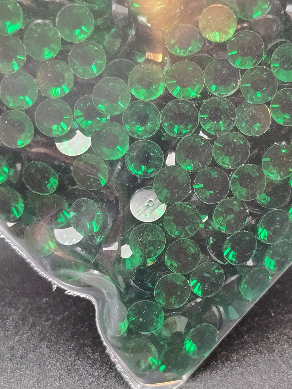 2000 x Resin 4mm Flat Back Rhinestones Phone Nail Shoe Art Craft Gems SS16 DIY