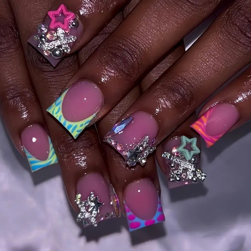 24Pcs Y2K Star Rhinestone Medium Duck Press On Nails Wholesale