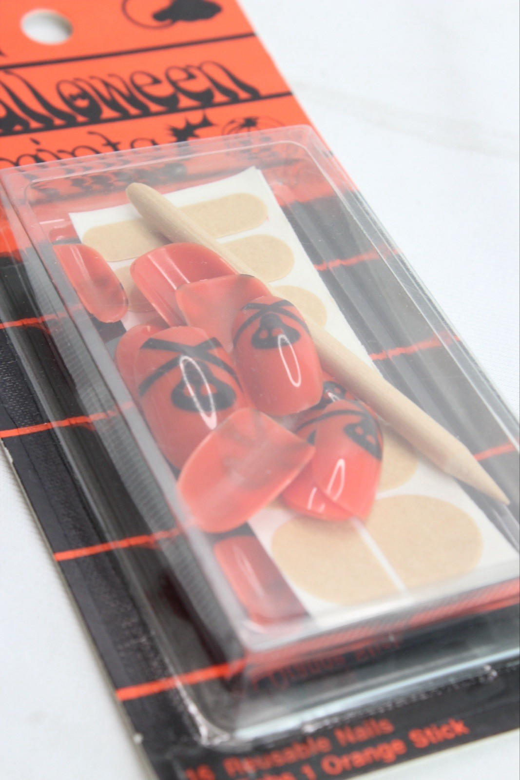 Diamon Deb Kurlash Halloween Press On Nails Vintage 1980s Orange Black Skulls