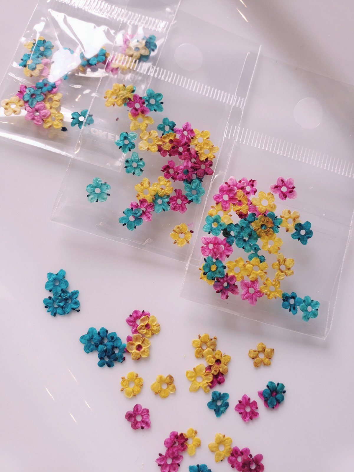Dried flowers 50 Flowers Bundle mixed color Summer Nail Art. USA Seller