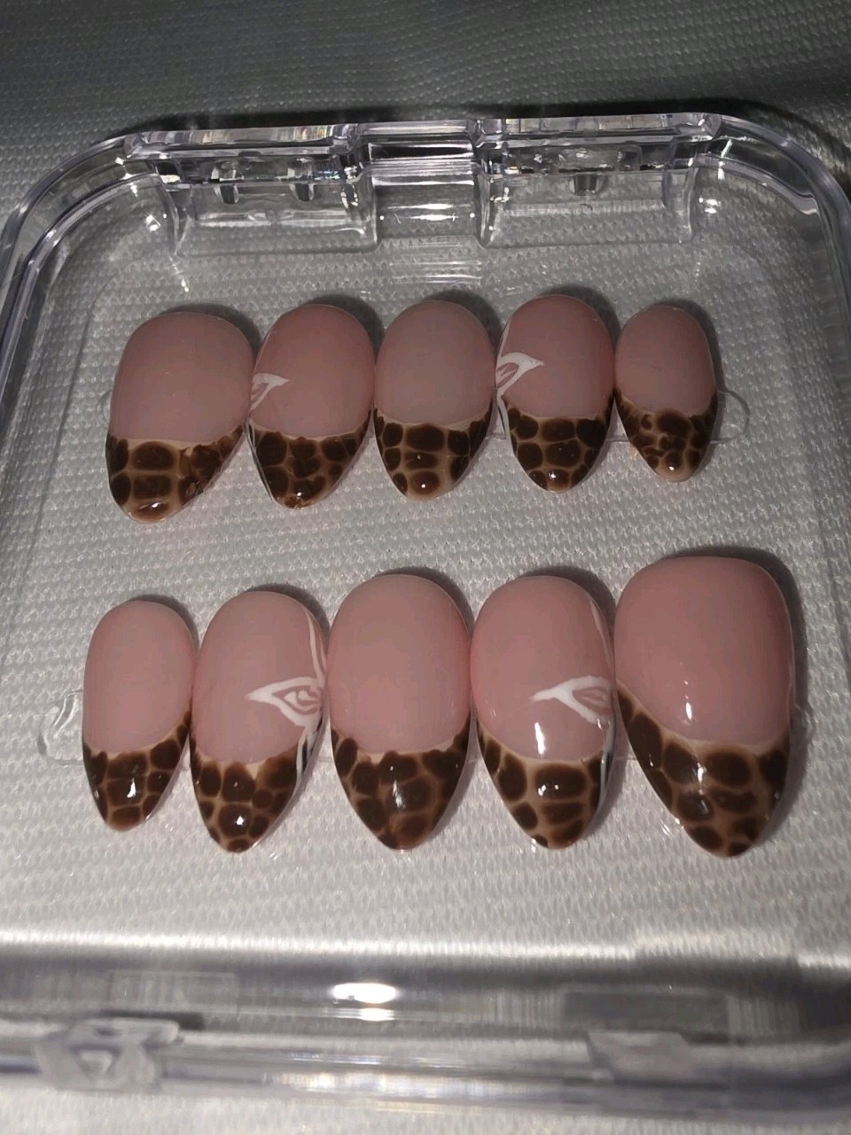 Maddi Nail Co. Pink Brown & White Blooming Almond Medium Press-On Nails