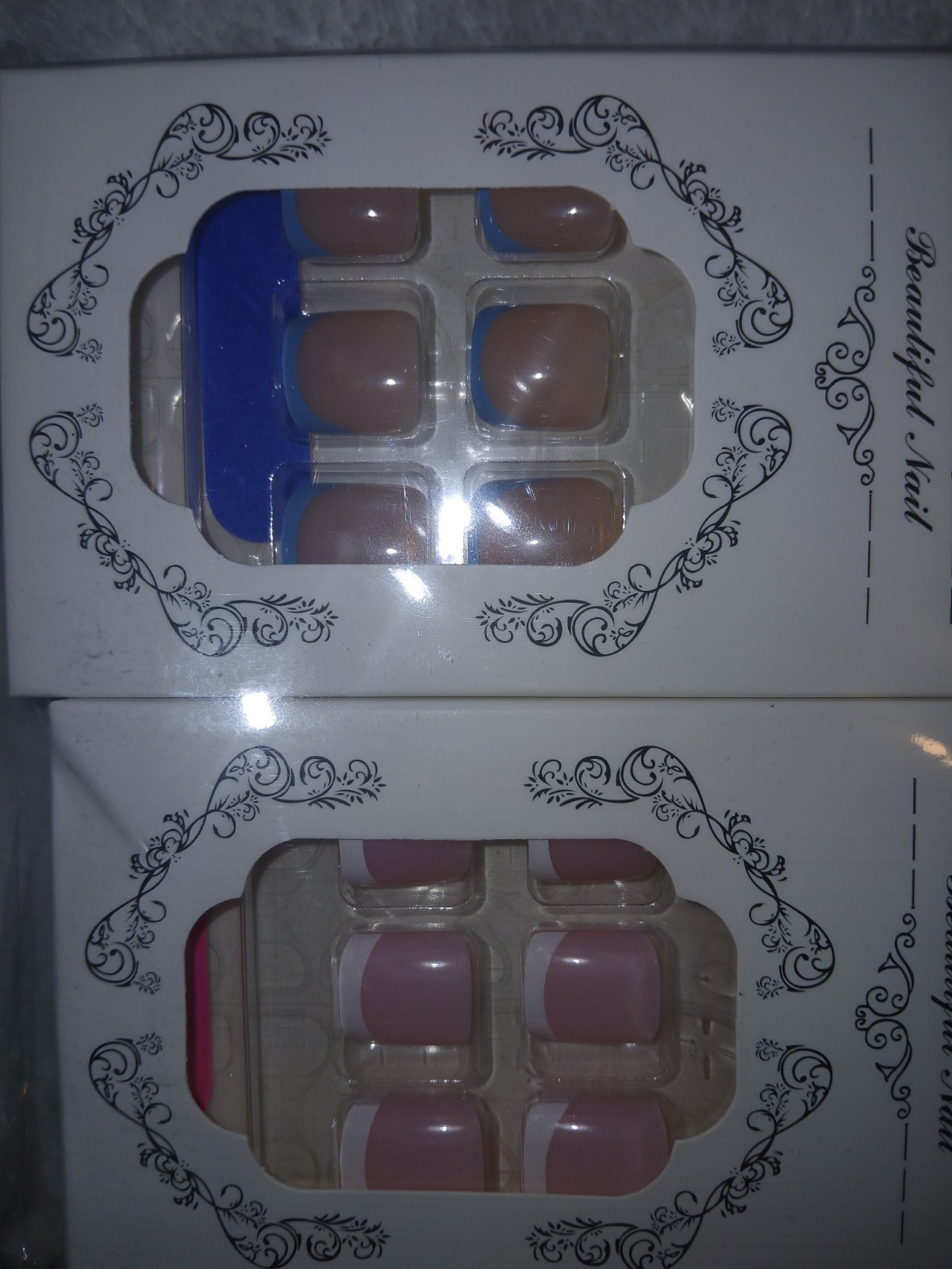 4 Matxhing Sets Of Acrylic Fake Nails For Hands And Feet. Glue NOT Included