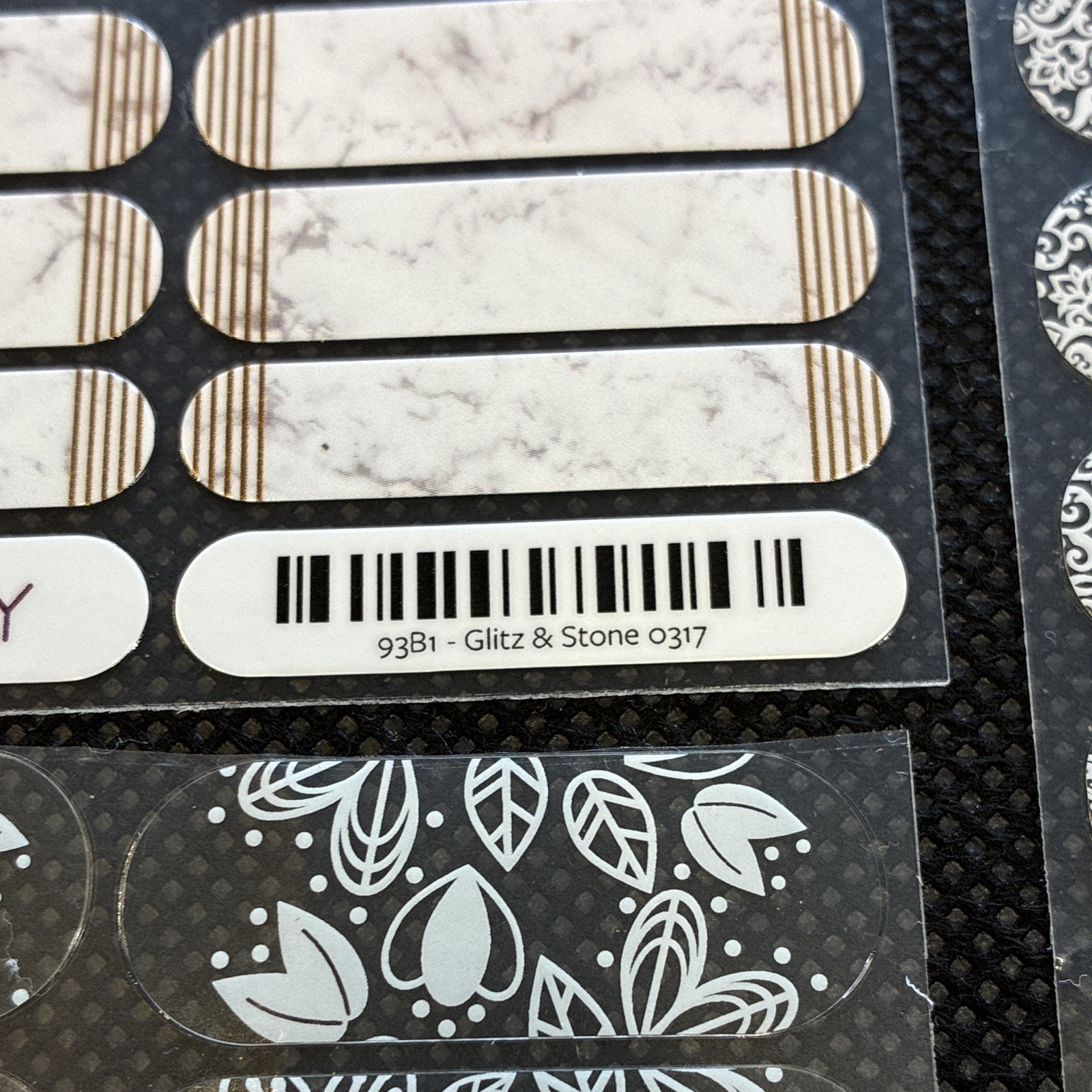 Jamberry Nail Strips 93B1 74A3 LC07 Self-Adhesive Marble WhiteFloral Partial Lot