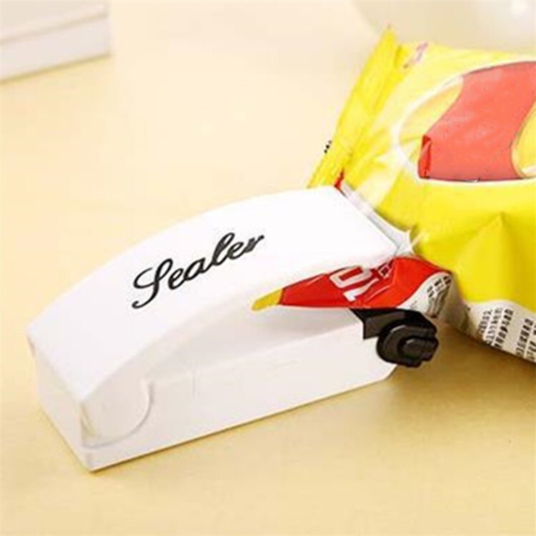 Mini Portable Heat Sealing Machine Plastic Food Impulse Packing Bag Sealer